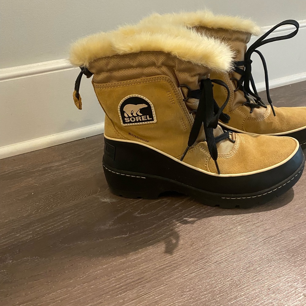 Sorel Tivoli 2 waterproof boots with 100g insulation in Curry Leather